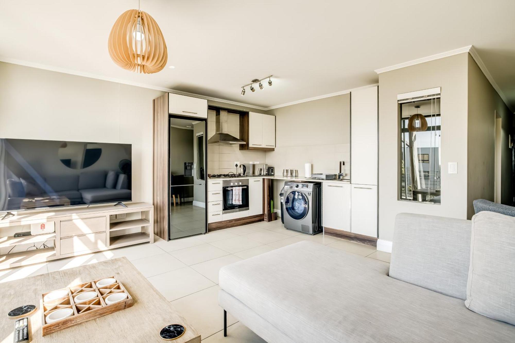 Belina - Quayside Canal Front Apartment