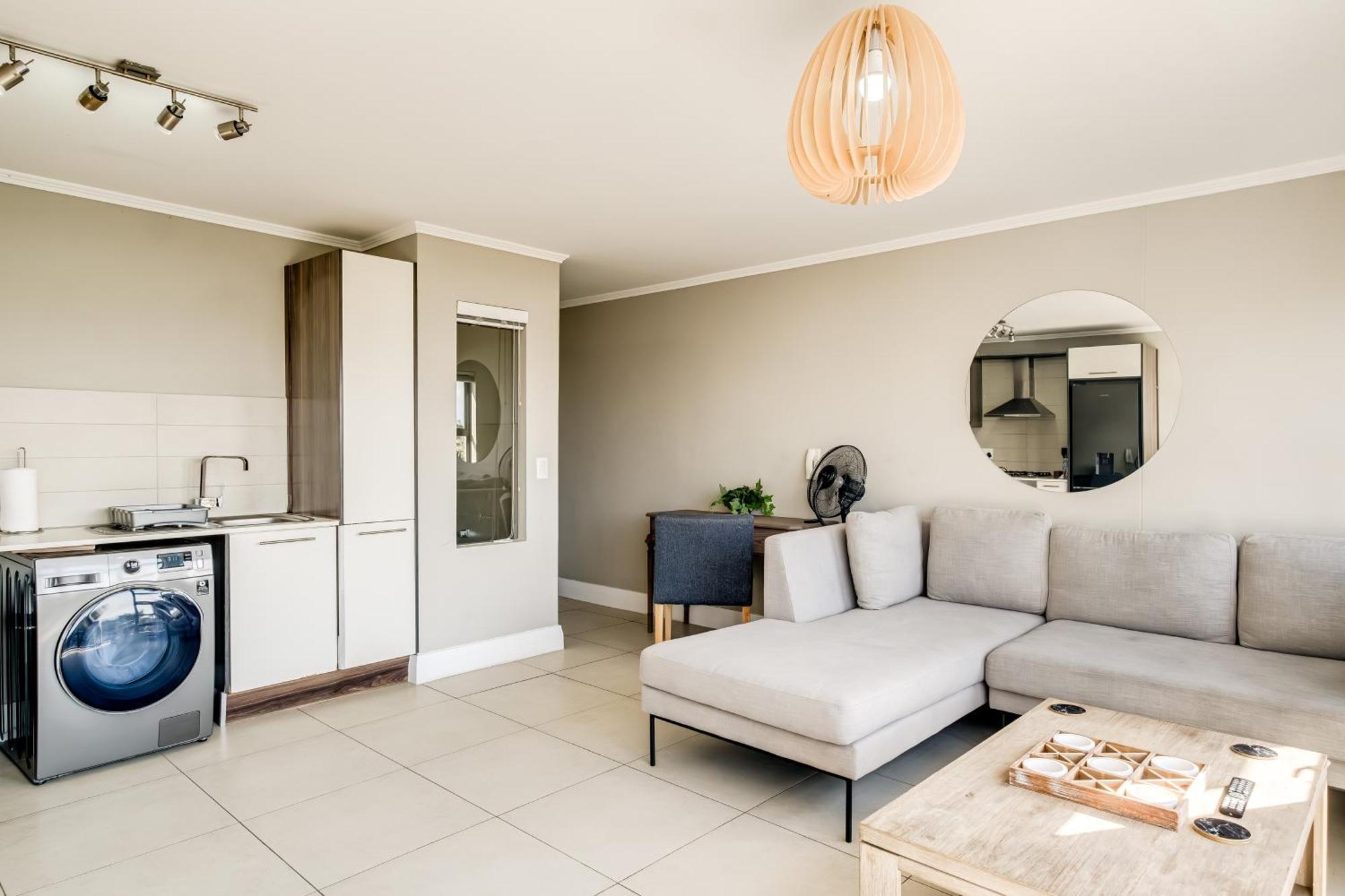 Belina - Quayside Canal Front Apartment *