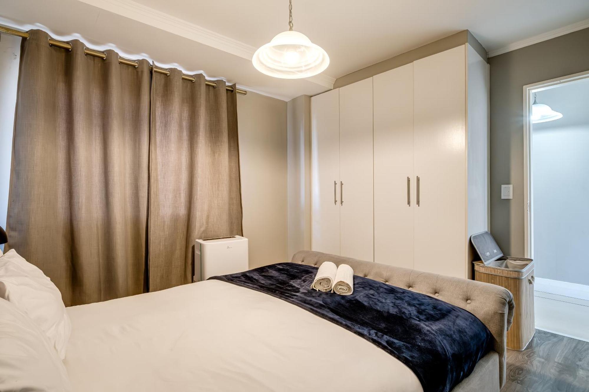 Apartment Belina - Quayside Canal Front *
